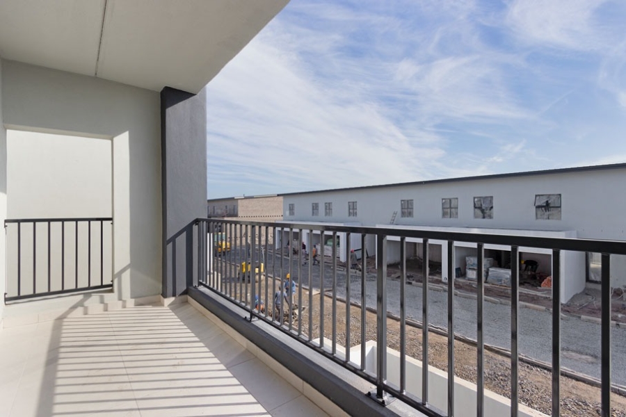 To Let 3 Bedroom Property for Rent in Sandown Western Cape